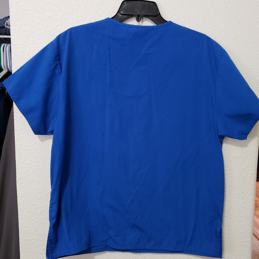 Scrub top - Picture 2 of 2